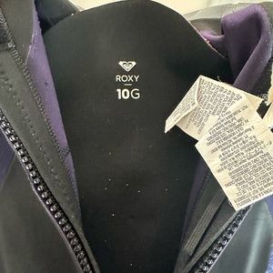 Roxy kids wetsuit size 10